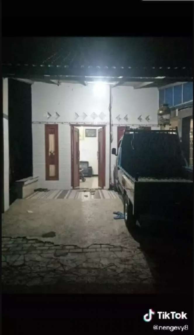Dulu Dihina Tinggal di Rumah Bak Kandang Ayam, Wanita Ini Buktikan Kesuksesannya, Kini Huniannya Berubah Drastis