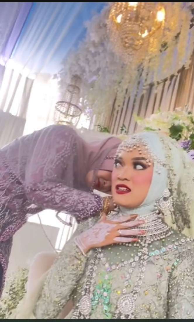 Pengantin Wanita Ini Bagikan Pengalaman Punya Mertua Jago Makeup, Tak Disangka Hasilnya Malah...