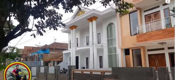 Dipenuhi Deretan Rumah Mewah, Begini Potret `Kampung Sultan` di Cilacap, Ternyata Ini Pekerjaan Warganya…