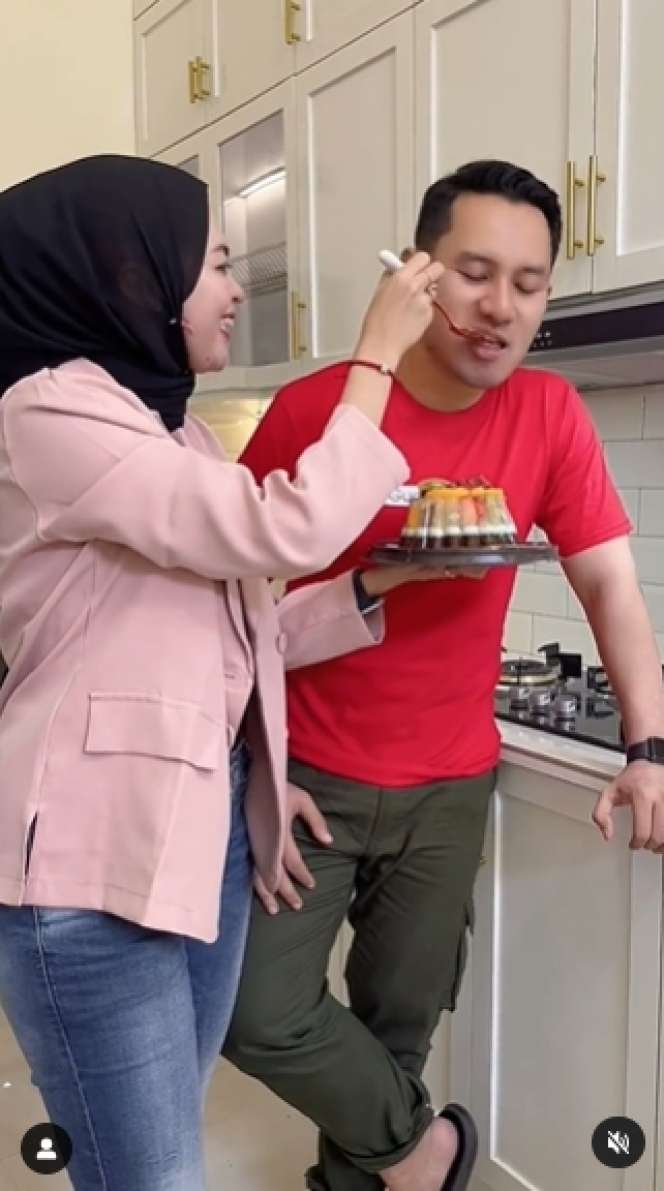 8 Potret Rumah Meylisa Zaara, Artis yang Suaminya Selingkuh dengan Sesama Pria, Ternyata Tajir Melintir!