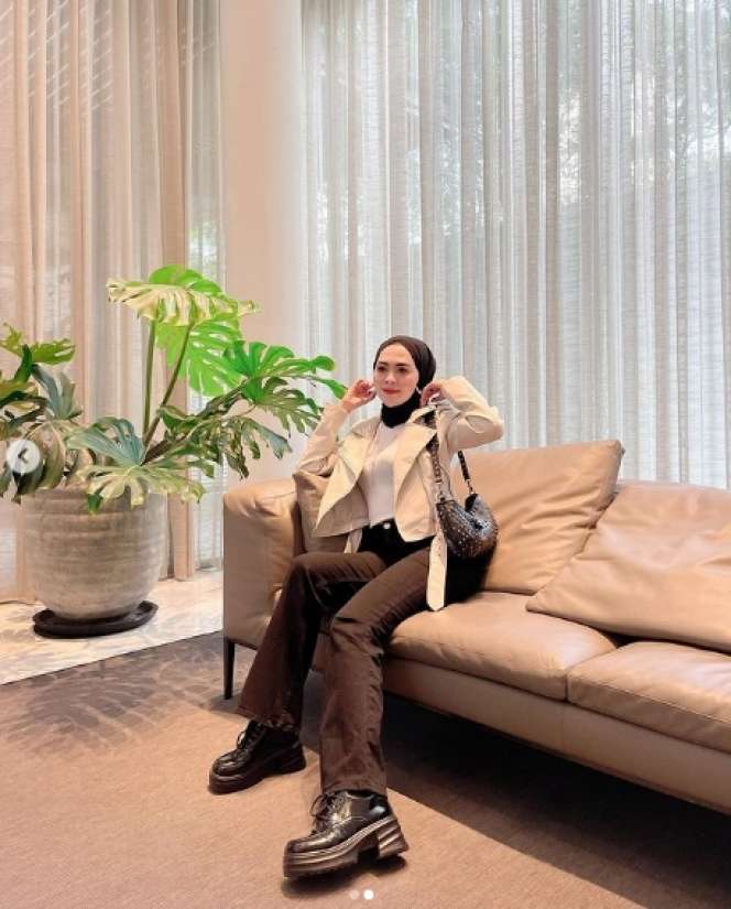 8 Potret Rumah Meylisa Zaara, Artis yang Suaminya Selingkuh dengan Sesama Pria, Ternyata Tajir Melintir!
