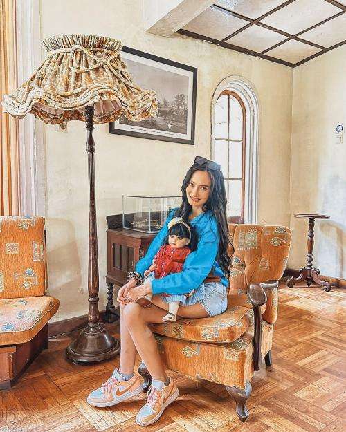 10 Potret Indira Ratnasari, Crazy Rich yang Dihujat Gelar Pernikahan Anjing Rp200 Juta, Ternyata Tim Stafsus Jokowi