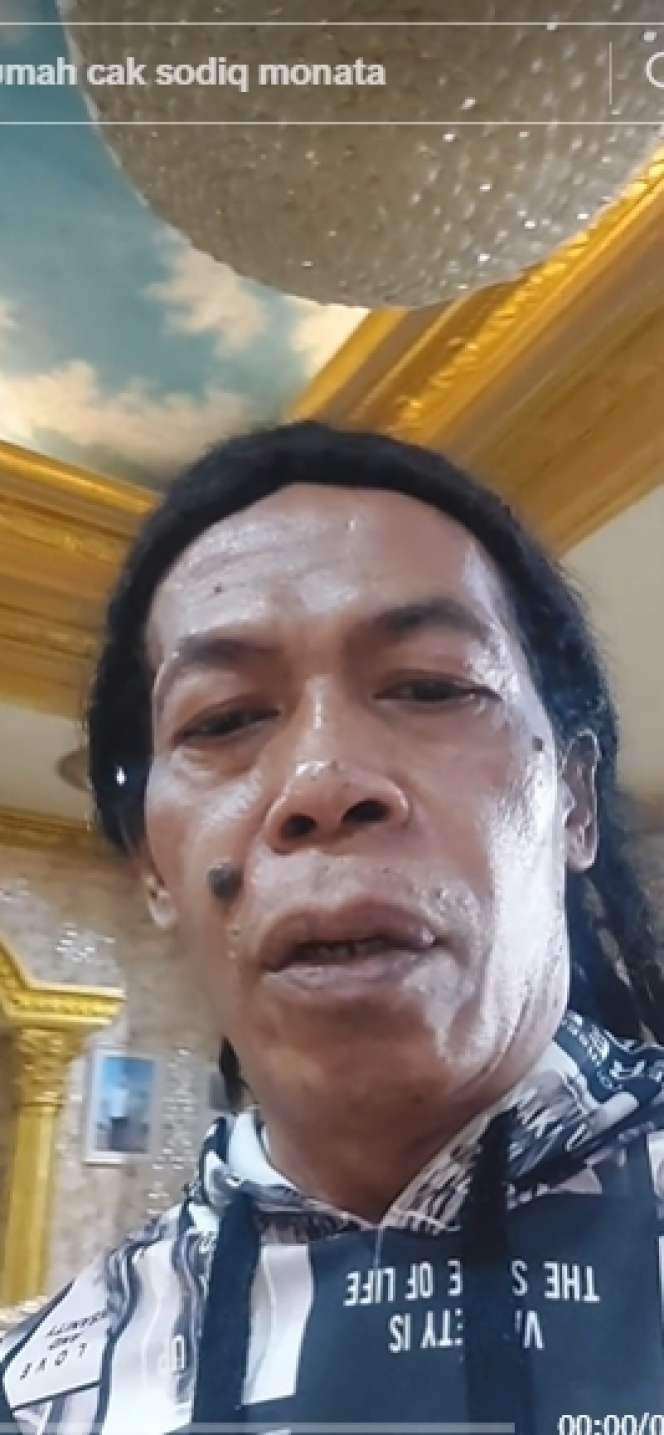 10 Potret Rumah Cak Sodiq yang Bak Istana Emas, Dijuluki Raja Dangdut Koplo, Serasa Negeri Dongeng!