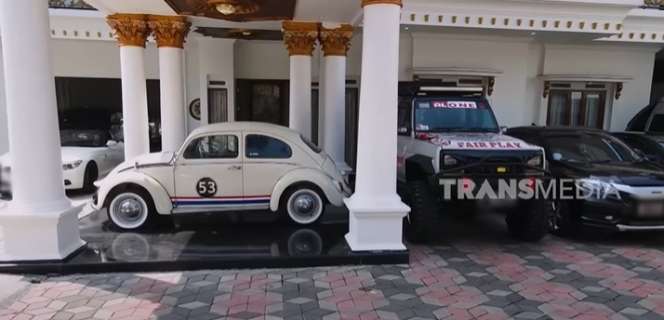 10 Potret Rumah Mewah Bos Textile Mantan ART, Istana di Dunia Nyata, Ruang Karaoke Rp1 Miliar