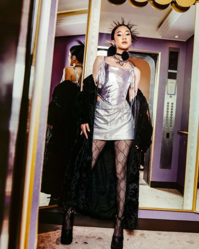 Lagi Jadi Bahan Omongan, Intip Potret Keisya Levronka yang Suka Bergaya Nyentrik dan Makeup Tebal