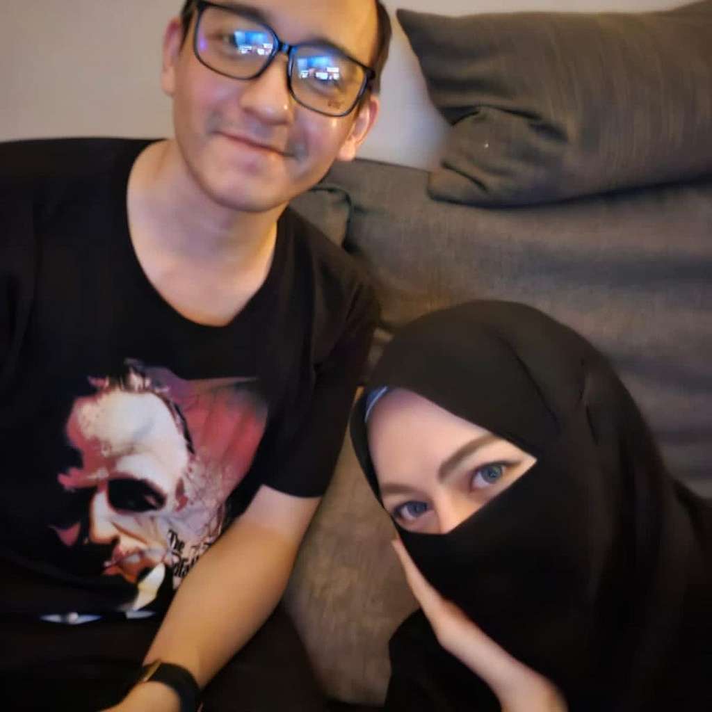 Kini Bercadar Potret Ratu Rizky Nabila Tetap Pakai Celana Jeans 