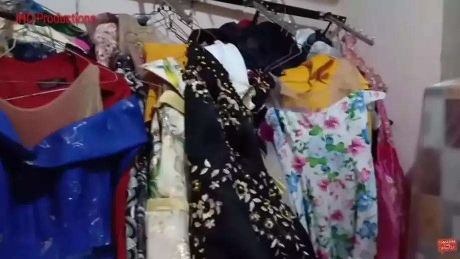 Potret Rumah Yeni Inka Sang Ratu Ambyar di Kampung, Dindingnya Kayu