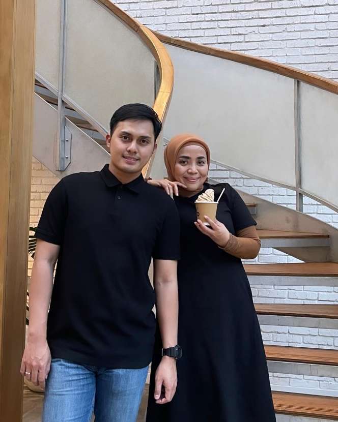 Dulu Dikenal Tajir Melintir, Kini Muzdalifah Tak Malu Jualan Tisu Sampai Sabun Mandi 