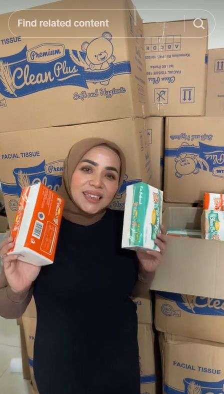 Dulu Dikenal Tajir Melintir, Kini Muzdalifah Tak Malu Jualan Tisu Sampai Sabun Mandi 