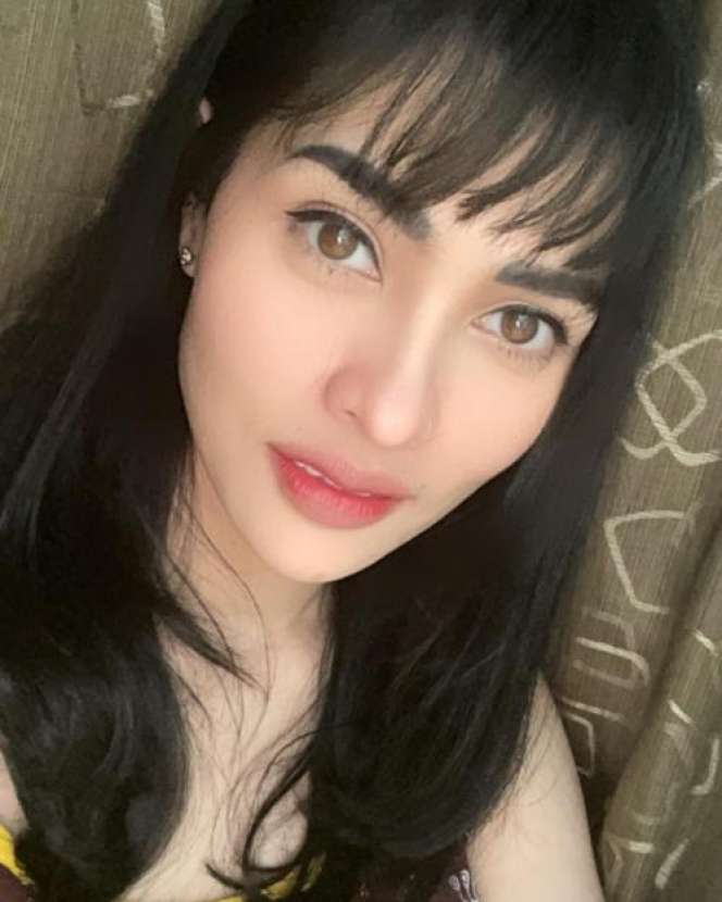 Potret Cantik Devay Duo Anggrek yang Kerap Tampil Menggoda, Usai Lagu Cikini Gondangdia Viral