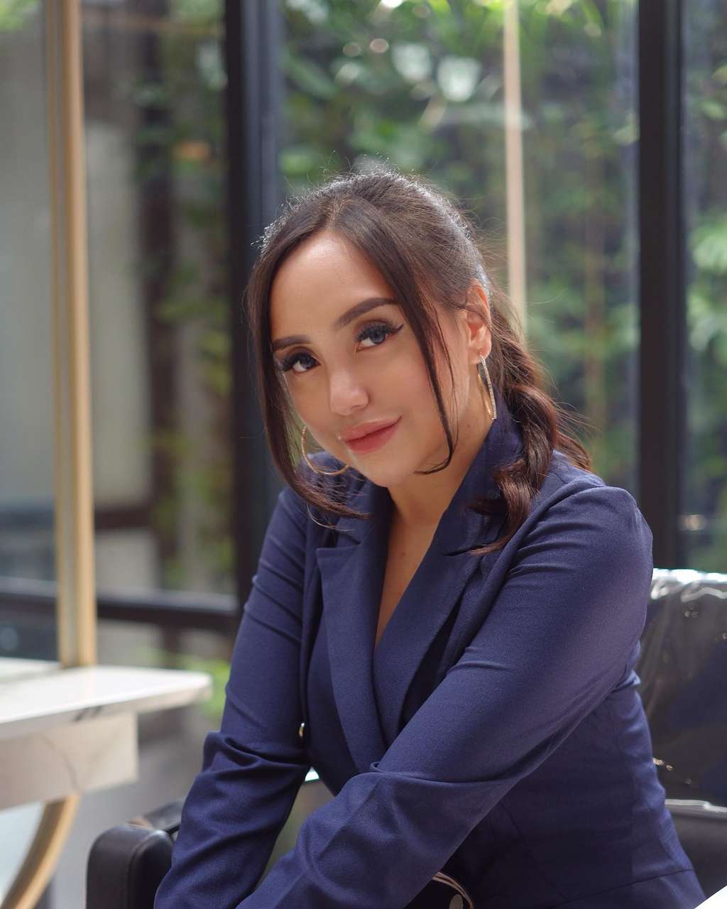 Dulu Viral Nikah Usia 18 Tahun, Kini Hidup Artis Cantik Ini Berubah Drastis Usai Cerai