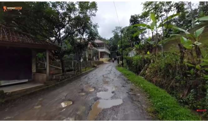 Tak Disangka Rumah Mewah Mepet Sawah Ini Milik Pedangdut Ternama, Dulu Berdinding Bambu Kini Berubah Drastis Usai Direnovasi