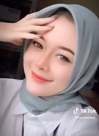 10 Adu Gaya Yessy VS Istri Ryan Dono, Dulu Batal Nikahi Gegara Mahar Rumah, Yang Baru Mirip Siti Nurhaliza?
