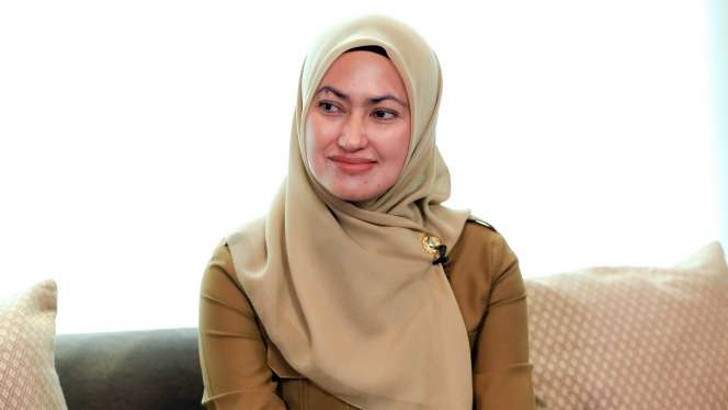 Potret di Balik Paras Cantik Bupati Luwu Utara Indah Putri Indriani