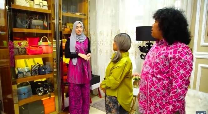 Dulu Jadi Pemeran SARAS 008, Artis Cantik Ini Ternyata Pengusaha Tajir, Kini Tempati Rumah Mewah Bak Konglomerat