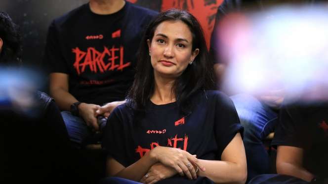 Atiqah Hasiholan Jadi Photo Journalist di Film 'The Parcel'