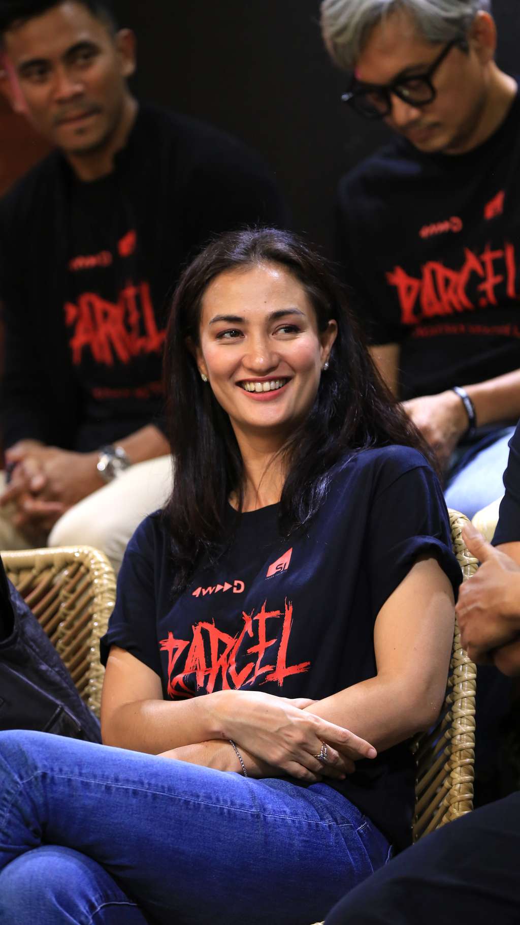 Atiqah Hasiholan Jadi Photo Journalist di Film 'The Parcel'