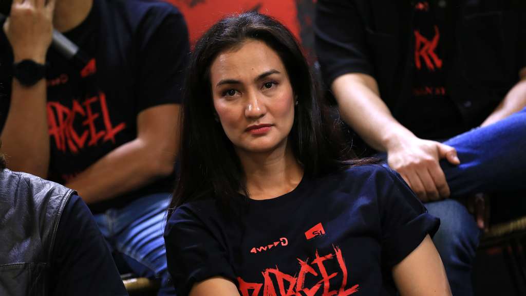 Atiqah Hasiholan Jadi Photo Journalist di Film 'The Parcel'