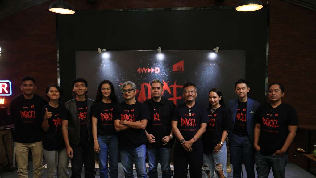 Atiqah Hasiholan Jadi Photo Journalist di Film 'The Parcel'