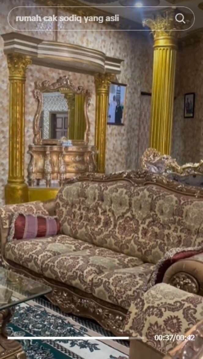 10 Adu Mewah Rumah Denny Caknan VS Cak Sodiq, Duel Raja Dangdut Koplo, Satunya Bak Istana `Emas`!