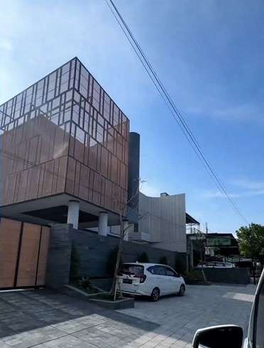 10 Adu Mewah Rumah Denny Caknan VS Cak Sodiq, Duel Raja Dangdut Koplo, Satunya Bak Istana `Emas`!