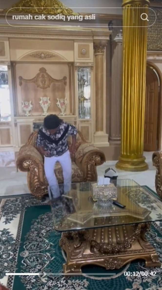 10 Adu Mewah Rumah Denny Caknan VS Cak Sodiq, Duel Raja Dangdut Koplo, Satunya Bak Istana `Emas`!