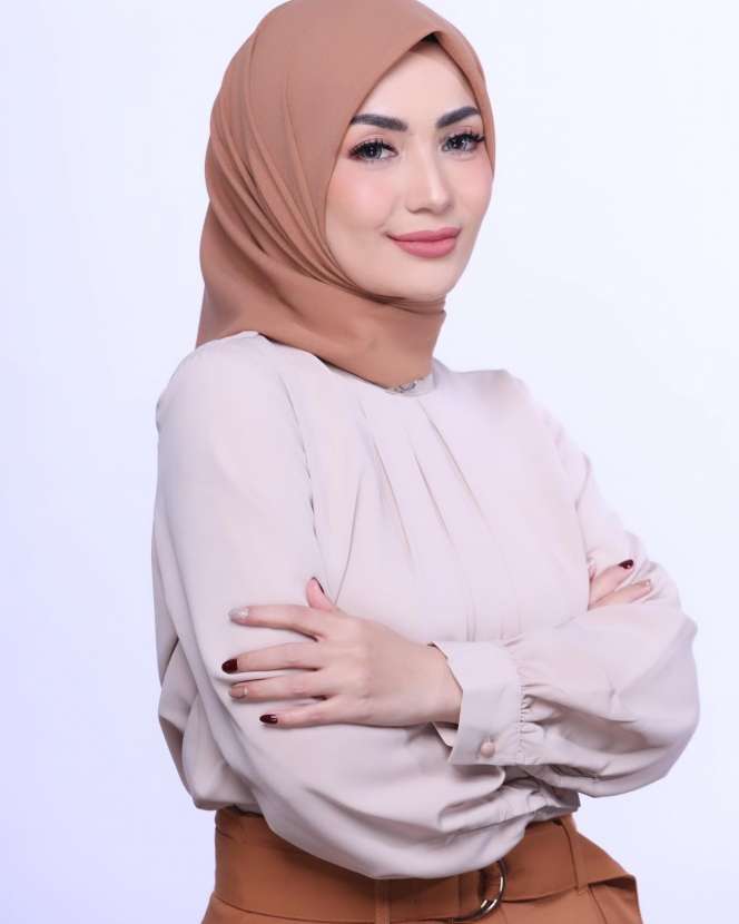 Artis Cantik Ini Dulu Tinggal di Rumah Berdinding Kayu Hingga Idap Kanker, Kini Jadi Pengusaha Sukses