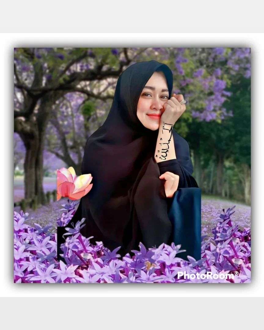 Potret Zeda Salim yang Viral Ungkap Sikap Kasar Sang Suami: `Tak Dinafkahi Hingga Difitnah Jadi Wanita Simpanan`
