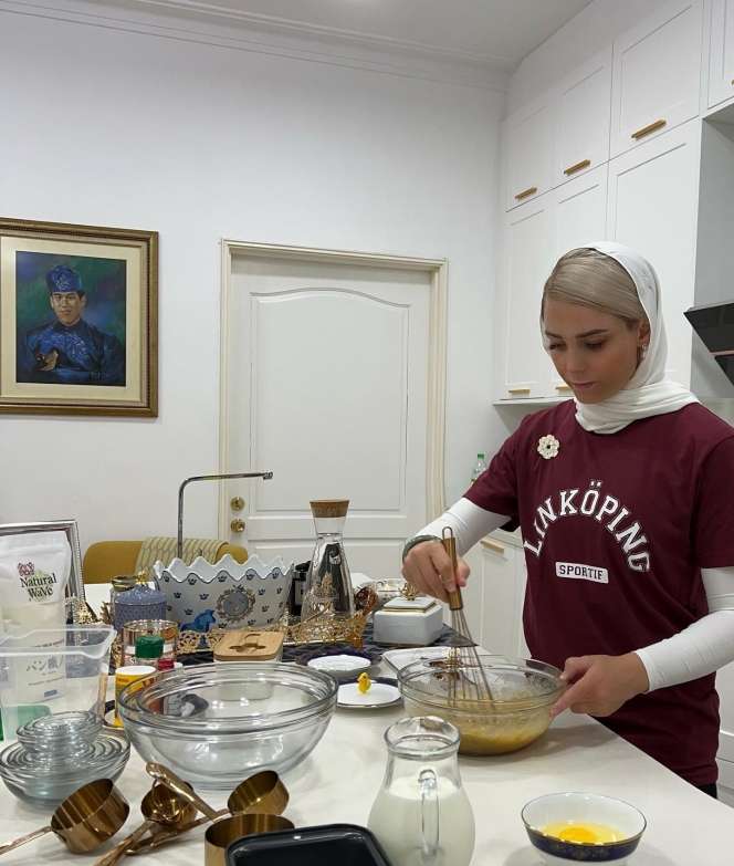 Potret Istri Putra Mahkota Kelantan yang Berasal Dari Swedia, Penampilannya Curi Perhatian