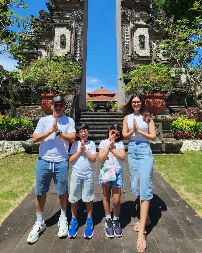Pemuda Berwajah Lugu Ini Pernah Jadi Tukang Tambal Ban Demi Cuan, Kini Menjelma Jadi Penyanyi Top Tanah Air