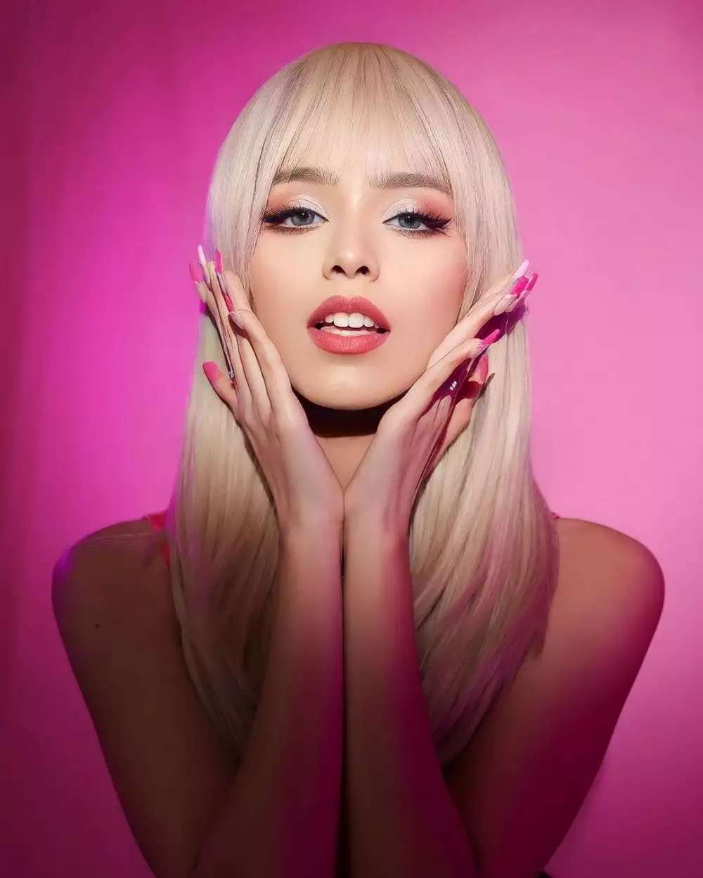 15 Artis Cantik Ikut Tren Dandan ala Barbie, Rachel Vennya Dihujat Tak Cocok, Ada yang Versi Hijab!