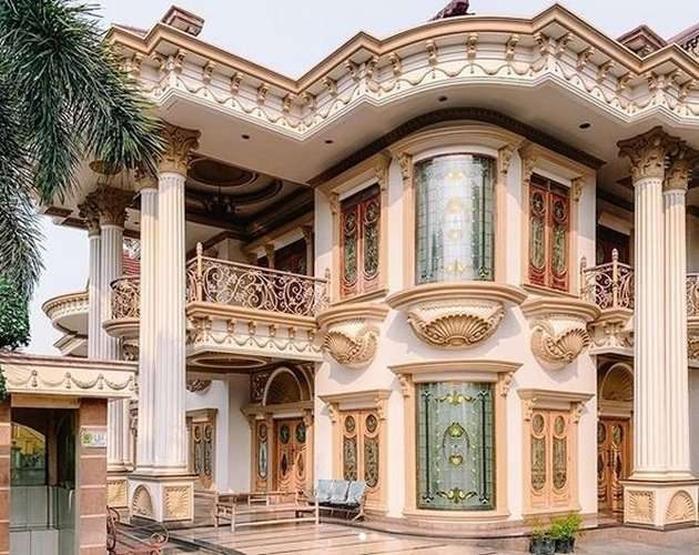 10 Potret Kondisi Rumah Muzdalifah yang Dulu Bak Istana Megah, Kini Disebut Kurang Terawat