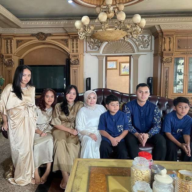 10 Potret Kondisi Rumah Muzdalifah yang Dulu Bak Istana Megah, Kini Disebut Kurang Terawat