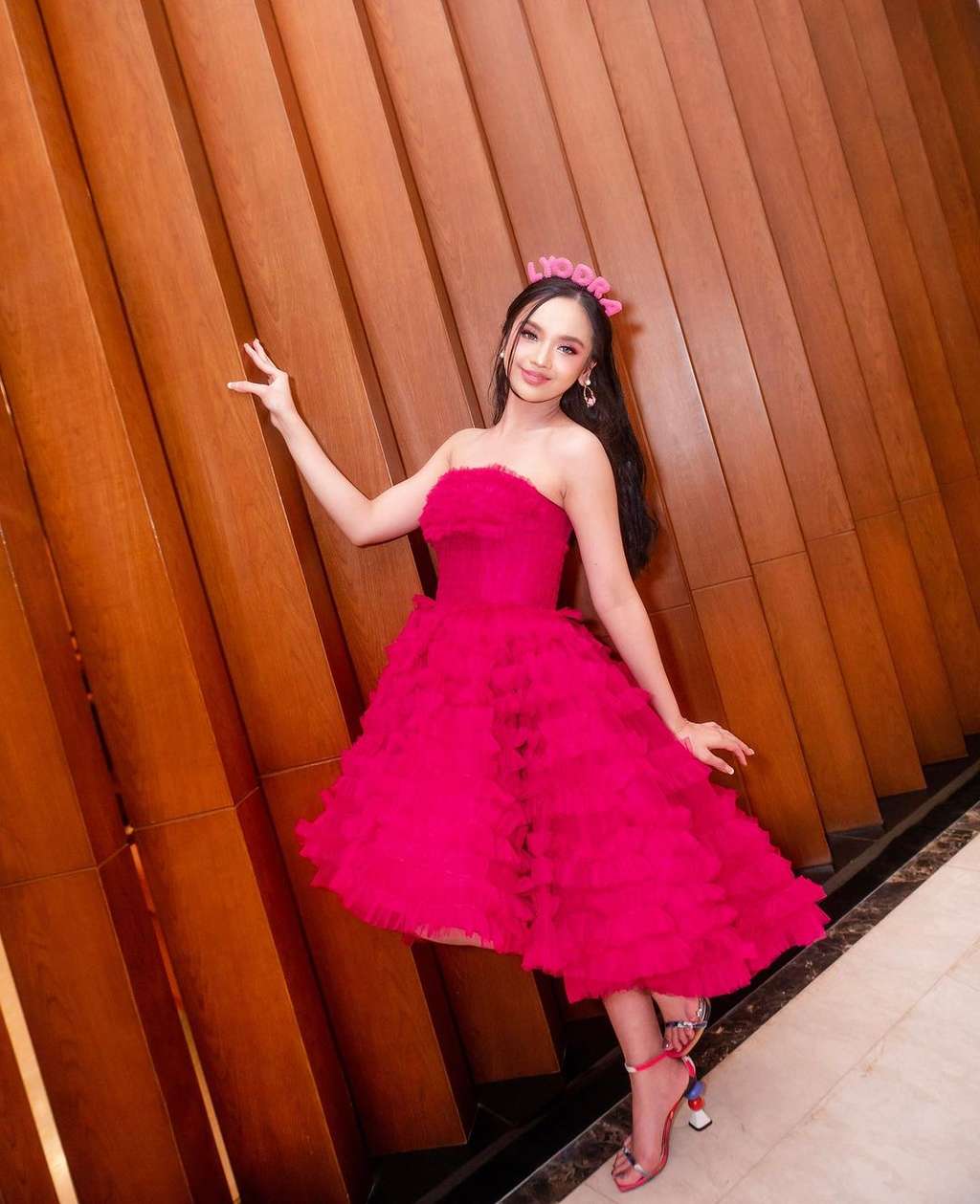 Bikin Gemes, Potret Lyodra Cosplay ala Barbie Hidup