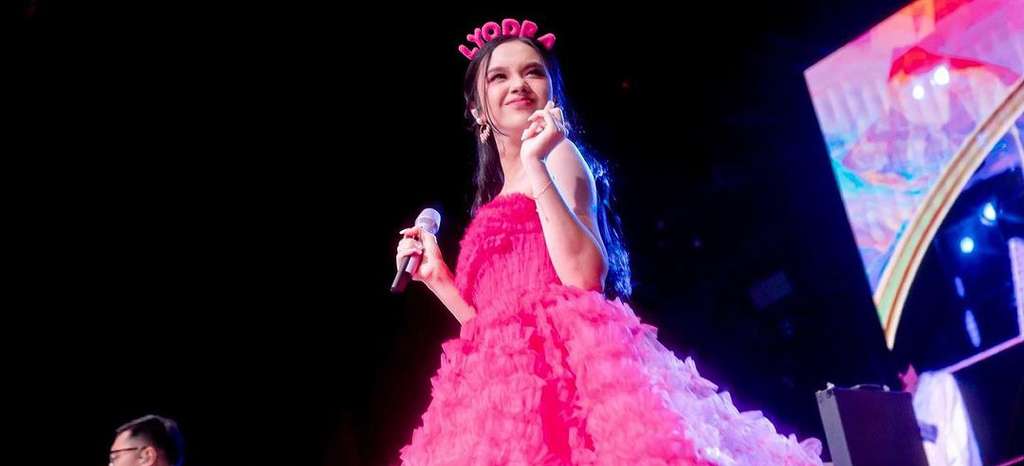 Bikin Gemes, Potret Lyodra Cosplay ala Barbie Hidup