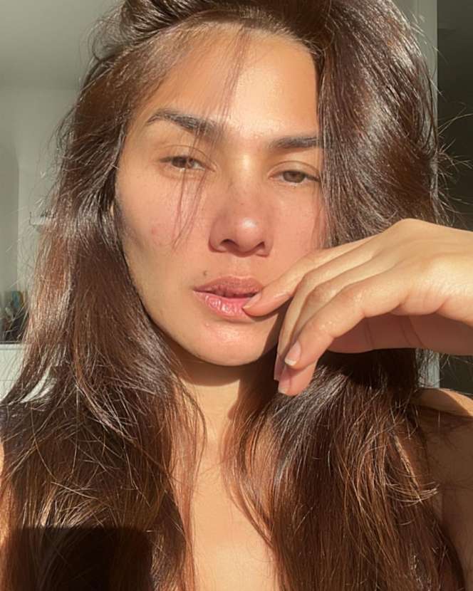 Potret Terbaru Nova Eliza yang Kini Tinggal di Belanda, Body Goals-nya Jadi Sorotan