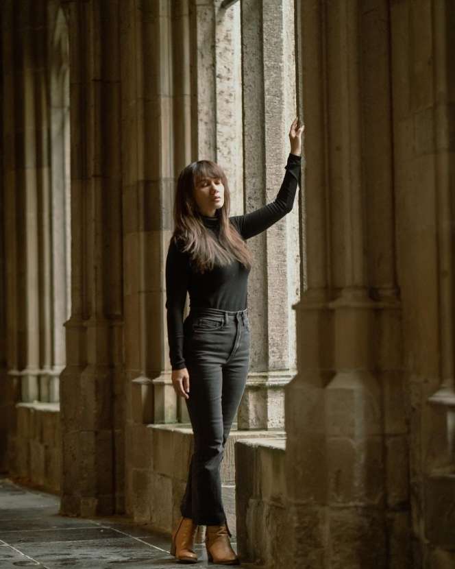 Potret Terbaru Nova Eliza yang Kini Tinggal di Belanda, Body Goals-nya Jadi Sorotan