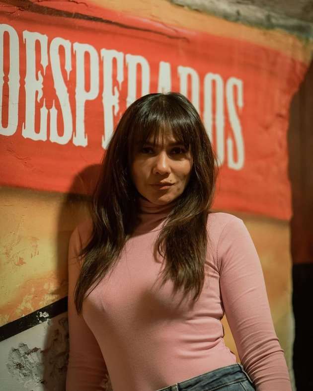 Potret Terbaru Nova Eliza yang Kini Tinggal di Belanda, Body Goals-nya Jadi Sorotan