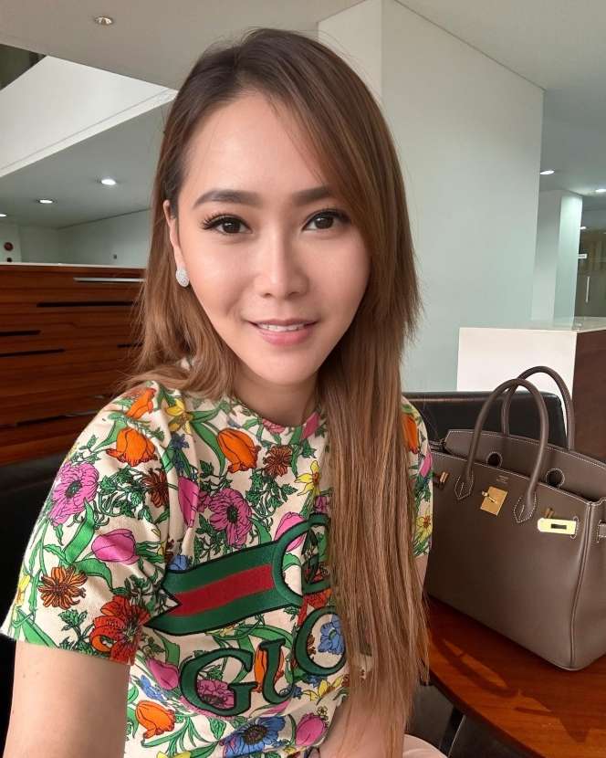 Demi Sambung Hidup, Artis Cantik Ini Rela Jadi Tukang Cuci Hingga Jual Kacang, Kini Jadi Penyanyi Top Tanah Air