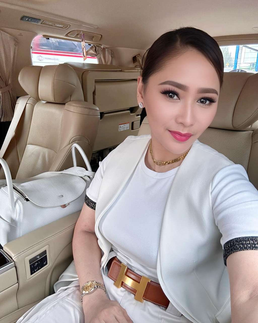 Demi Sambung Hidup, Artis Cantik Ini Rela Jadi Tukang Cuci Hingga Jual Kacang, Kini Jadi Penyanyi Top Tanah Air