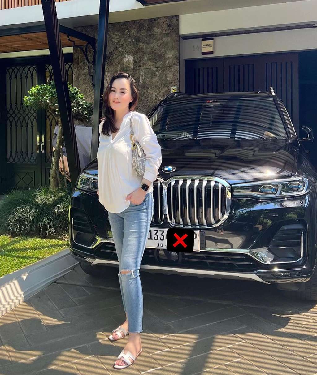 Potret Terbaru Jennifer Dunn Pasca Operasi Potong Lambung, Makin Kurus!