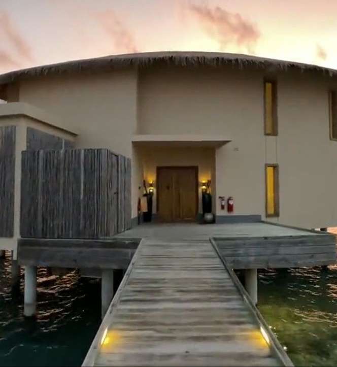 Potret Tasya Farasya Sewa Villa Mewah di Maldives, Harganya Rp170 Juta/Malam