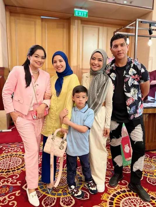 14 Gaya Artis Hadiri Ultah Moana Anak Ria Ricis, Busana Nathalie Holscher Jadi Sorotan, Bak ABG!