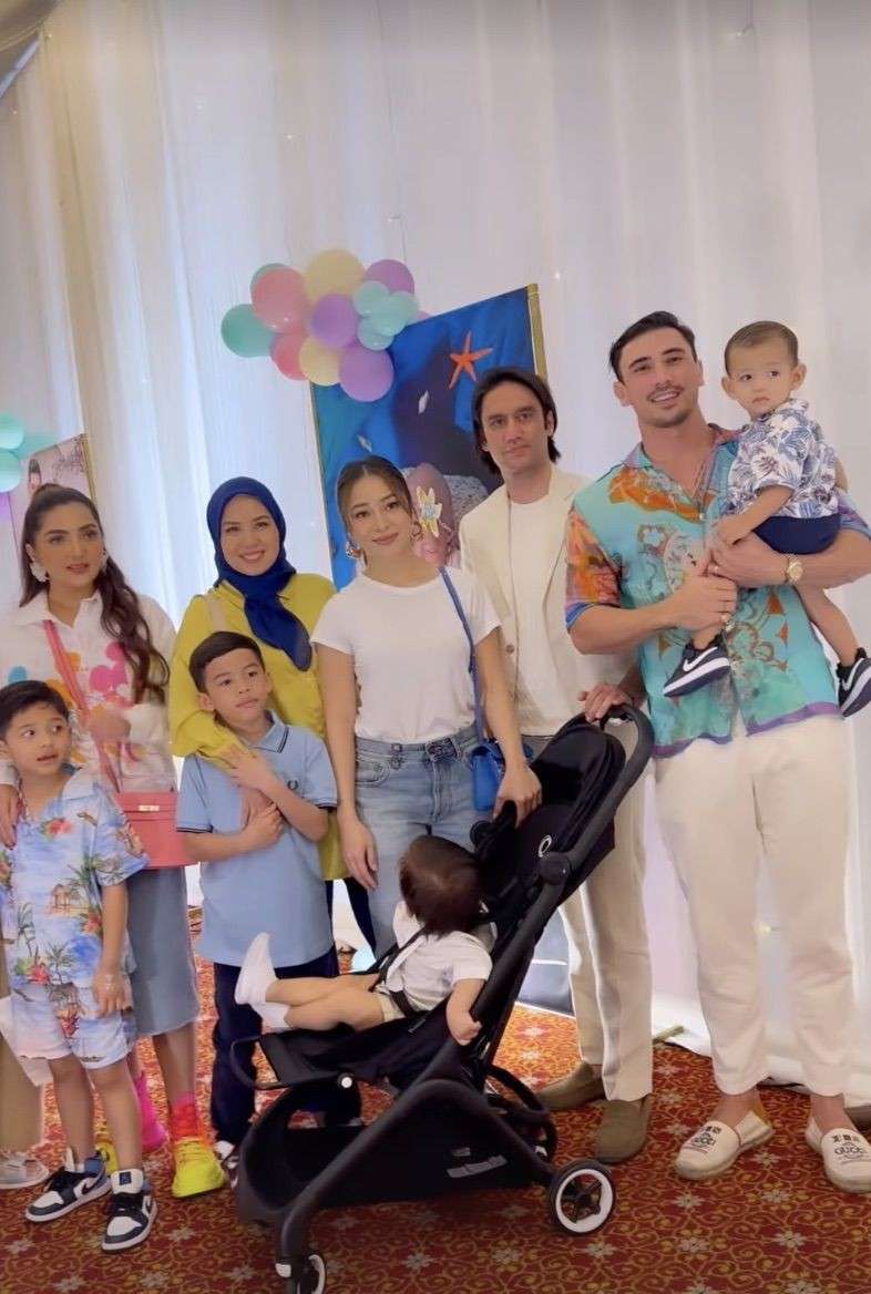 14 Gaya Artis Hadiri Ultah Moana Anak Ria Ricis, Busana Nathalie Holscher Jadi Sorotan, Bak ABG!