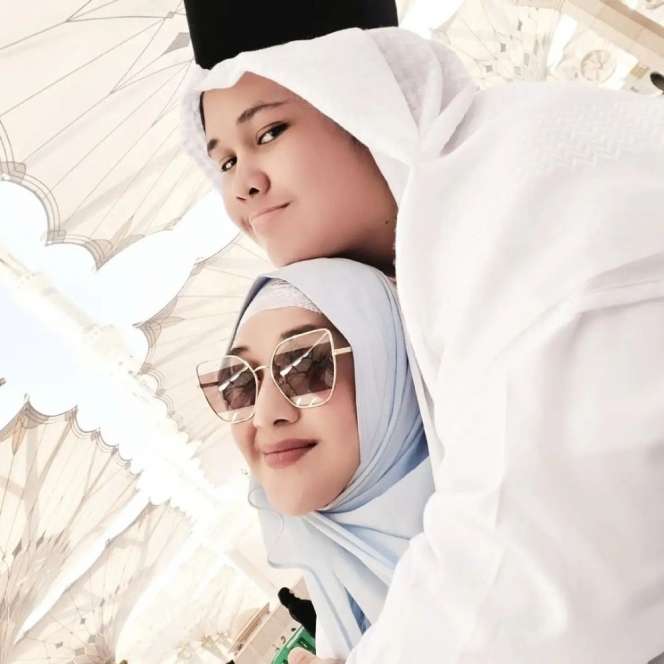 Sederet Artis Cantik yang Masih Betah Menjada Janda Selama Belasan Tahun 