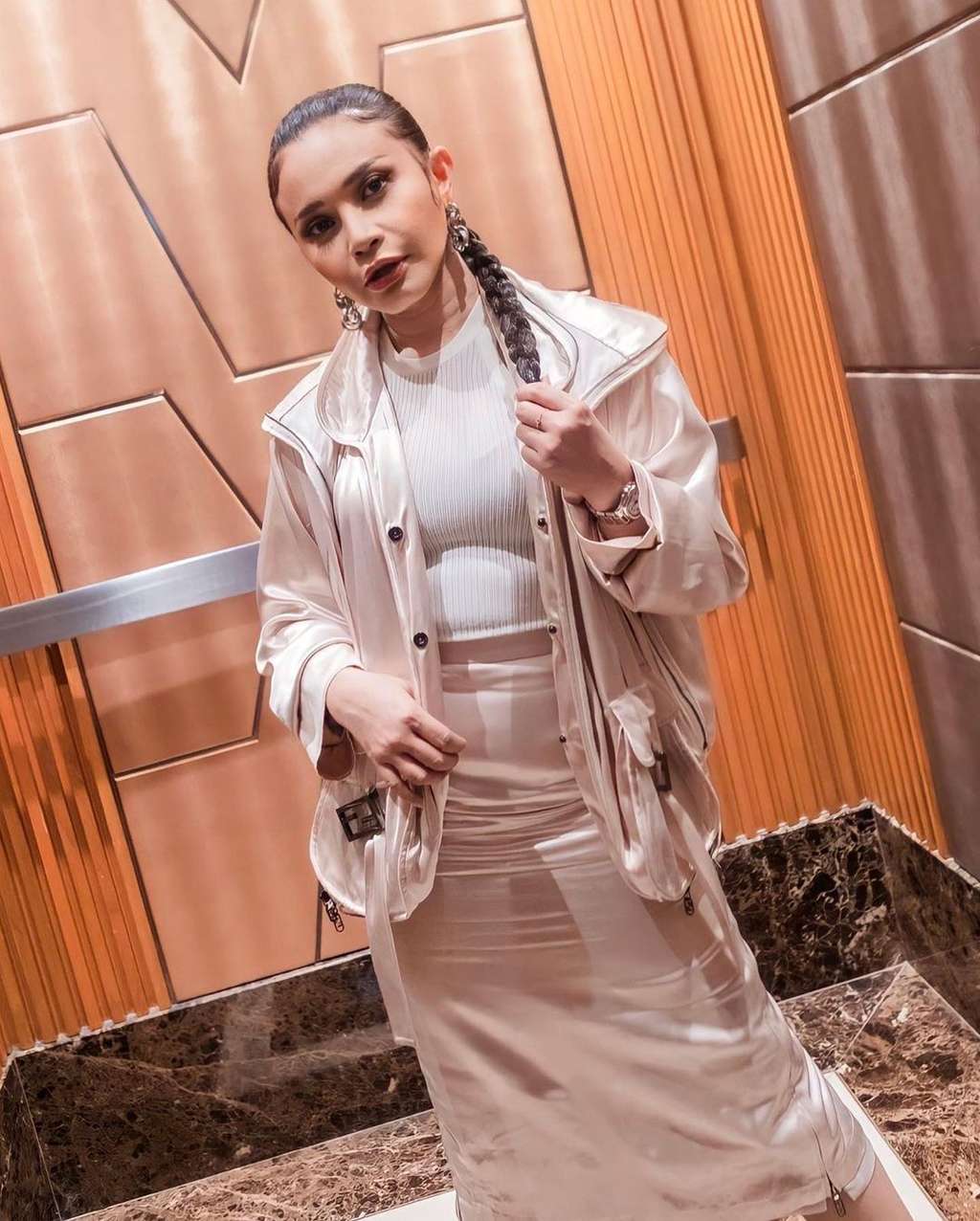 Sederet Artis Cantik yang Masih Betah Menjada Janda Selama Belasan Tahun 