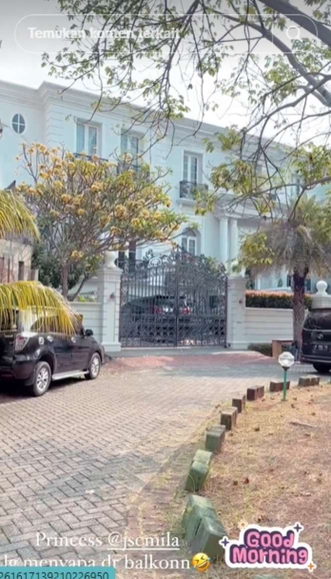 10 Potret Rumah Mewah Mertua Jessica Mila, Bak Istana Negeri Dongeng di Dunia Nyata!