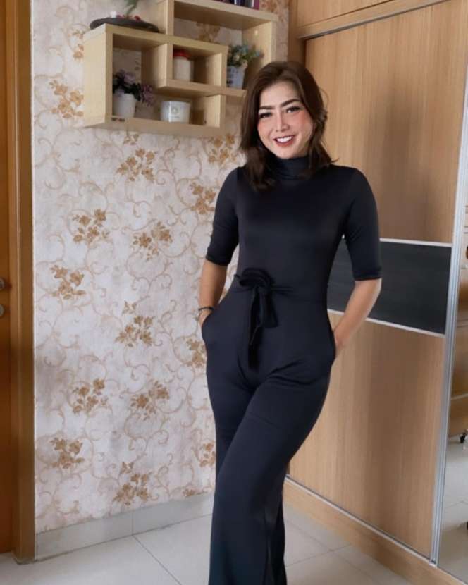Potret Rumah YouTuber Pratiwi Noviyanthi yang Viral Usai Anak Asuh Diambil Paksa Dinas Sosial, Ternyata Mantan Pramugari