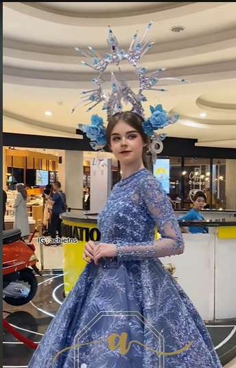 Wanita Bule Dimakeup Ala Princess, Hasilnya Bikin Syok: Kayak Manekin Hidup