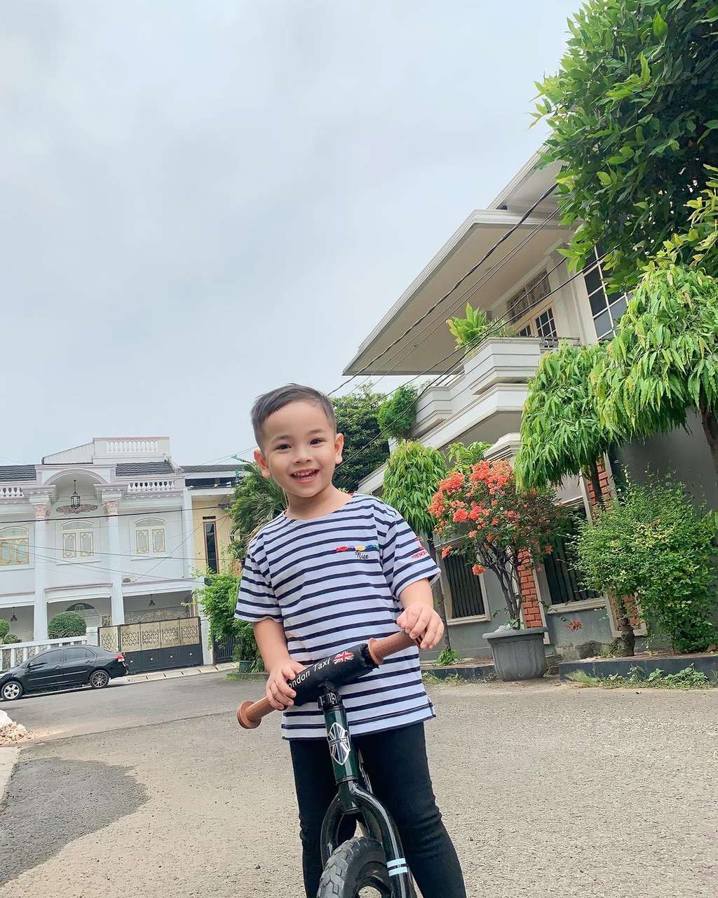 Sederet Anak Artis Ternyata Pernah Hidup Susah, Ada yang Diberi Minum Air Putih saat Bayi Karena Tak Mampu Beli Susu